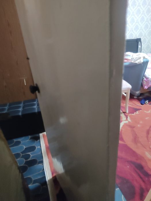 Деревянные двери, две