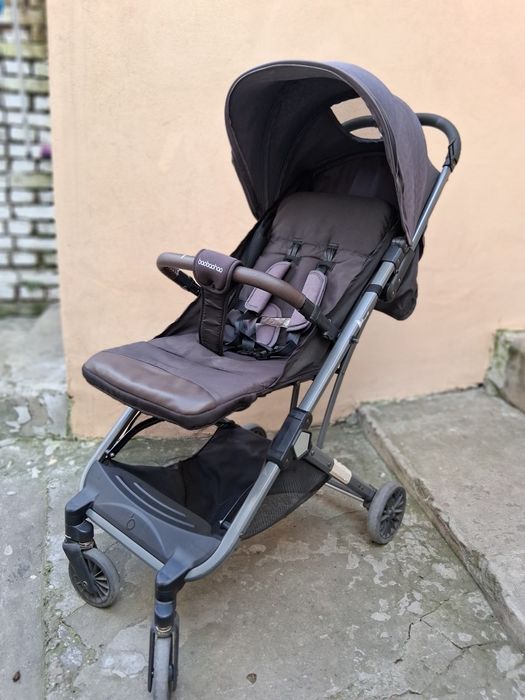 Carut copil, utilizat dar in stare buna.