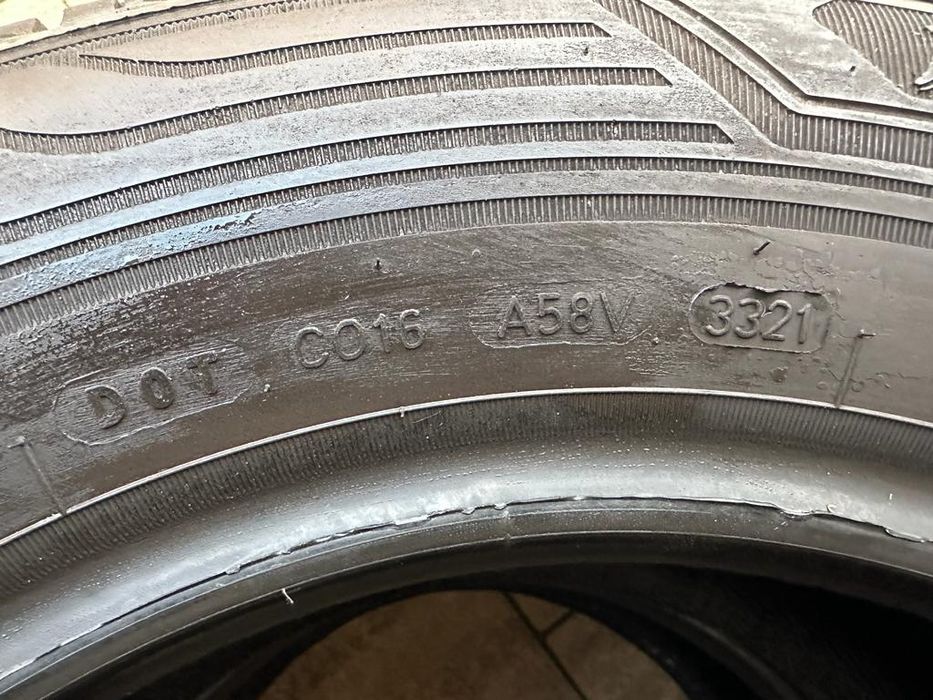 Anvelope / cauciucuri  215/65/l5C Good/Year 4 Seasons