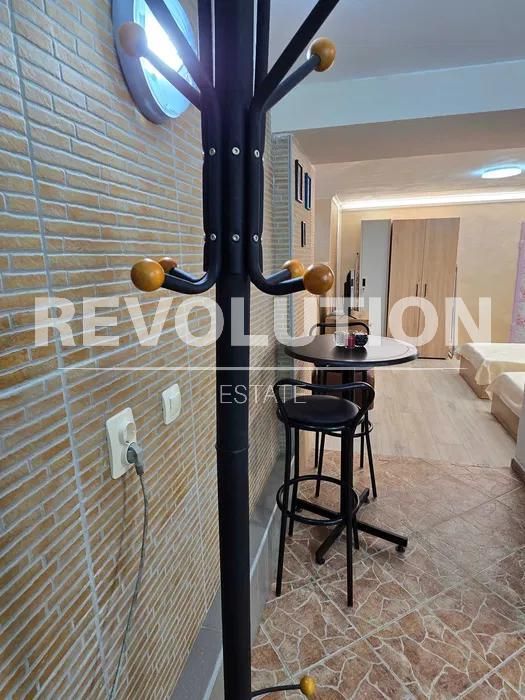 Дава се под наем Двустаен апартамент в Варна, Център - 40 кв.м за 350 € - Снимка #7