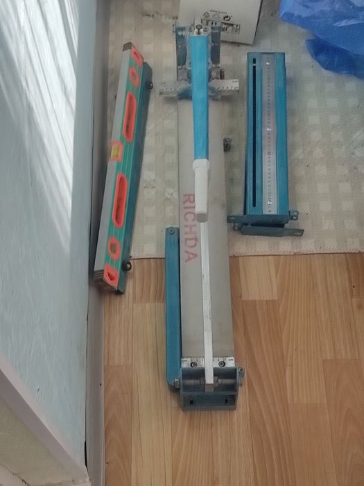 Продам Плиткорез б/у 600мм