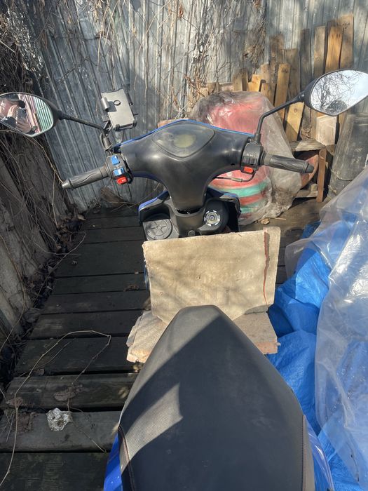 Arlan скутер продам