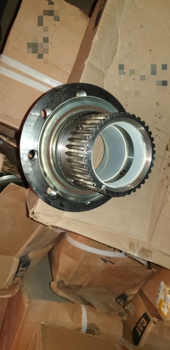 Ступица в сборе 160"9828