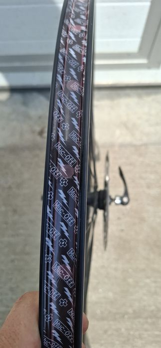 Vând roata fata MTB 29 inch Syncross, quick release