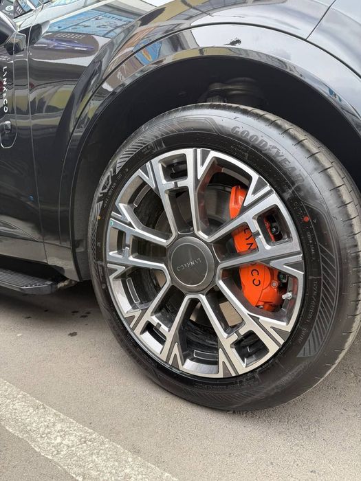 Lync co 900 emp 2 turbo eng ful pazitsiyasi