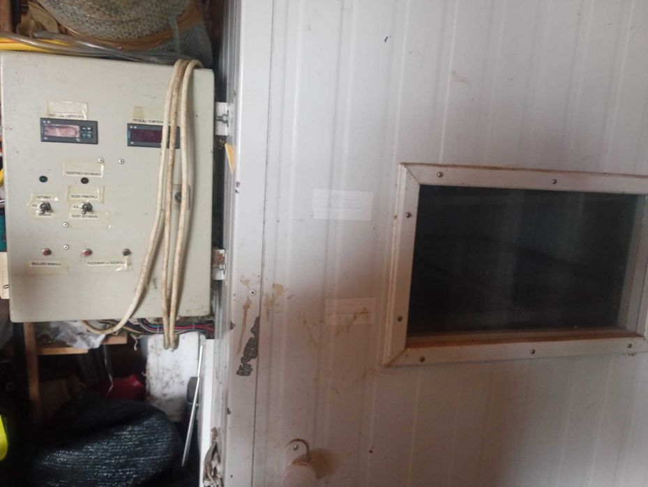 De vanzare incubator +ecluzor