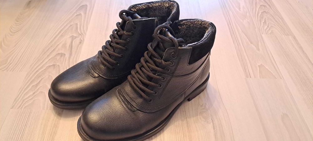 Vand ghete piele îmblănite