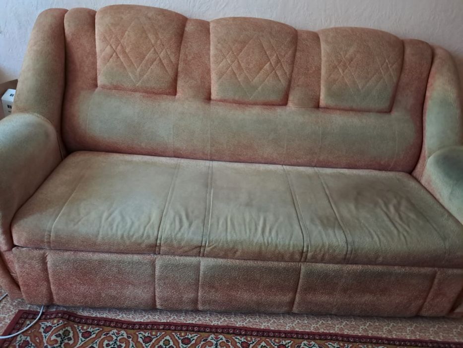 Диван кровать раздвижной и две кресла