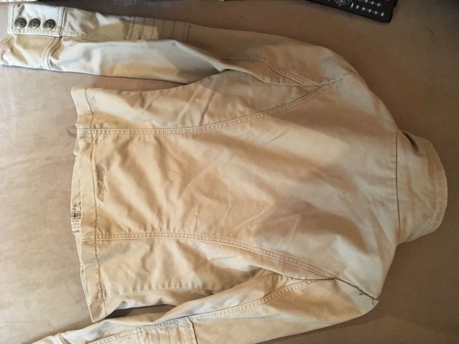 Дамско сако Guess