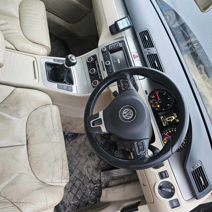 VW Passat B6 2.0 D 2010 на ЧАСТИ с код на мотора CBA 140к.с и Голф 5ци