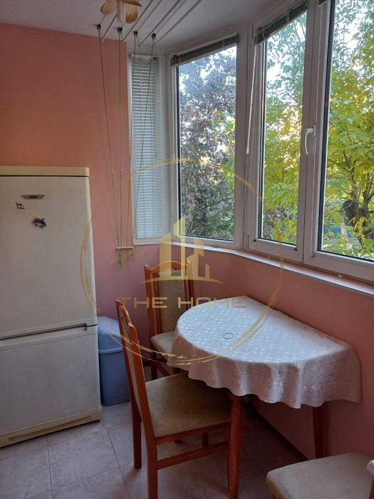 Дава се под наем Двустаен апартамент в Варна, Окръжна болница - 65 кв.м за 300 € - Снимка #1