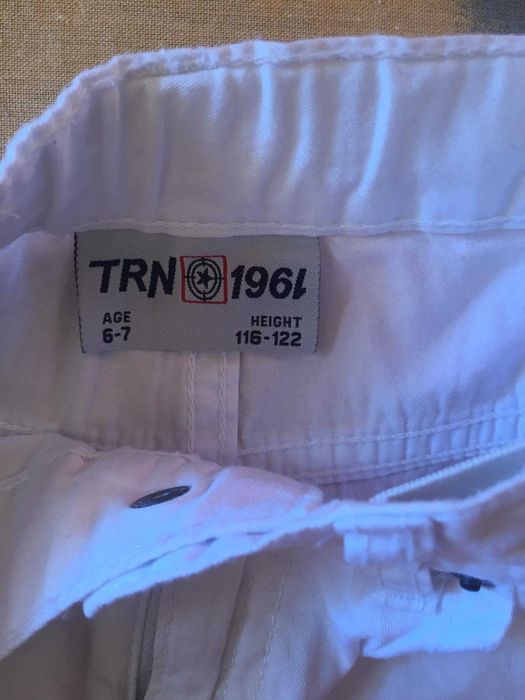 Дрехи -Къси панталони за 6-7г. размер 116-122