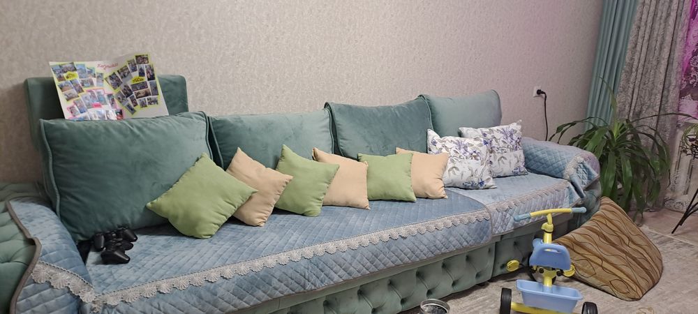 Комплект штор с подушками