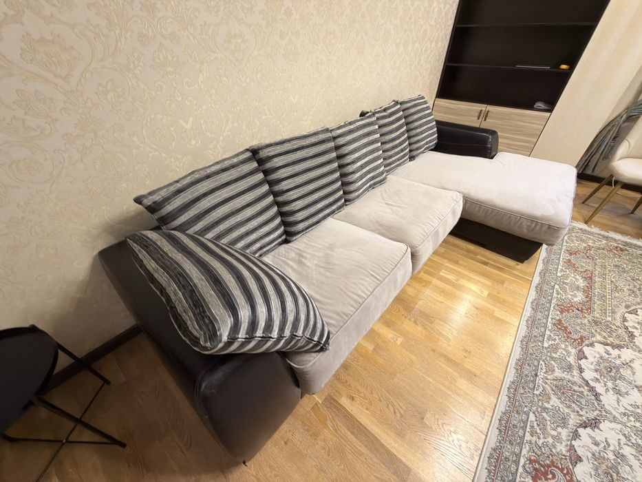 Диван угловой, 3,2 м