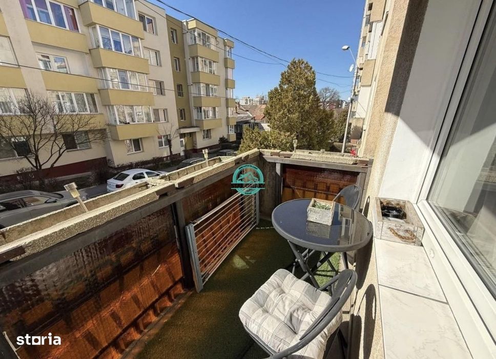 Apartament cu 2 camere, decomandat, etaj 1, in 7 Noiembrie