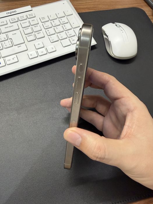 iPhone 15 ProMax silver