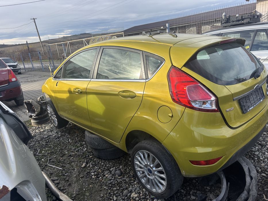 Usa usi Ford Fiesta 2008-2016