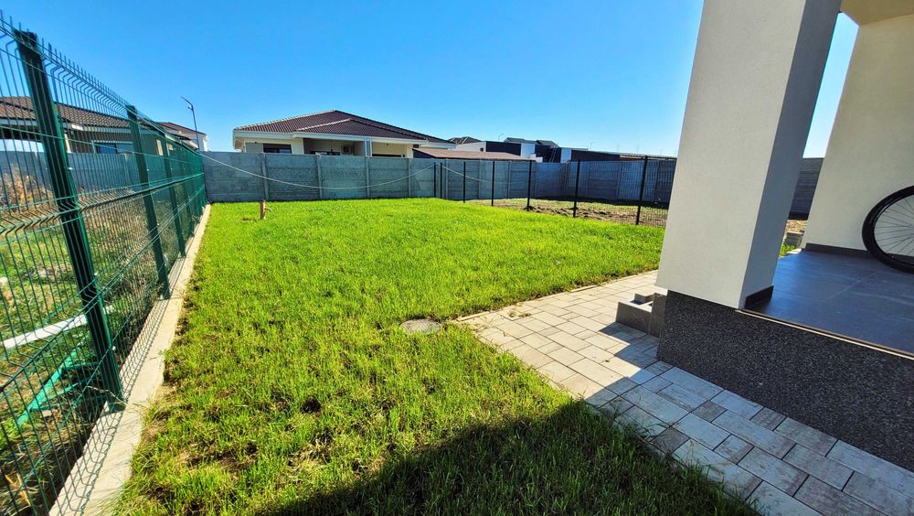 Duplex spațios | 3 dormitoare, living mare, 2 băi – Moșnița Veche