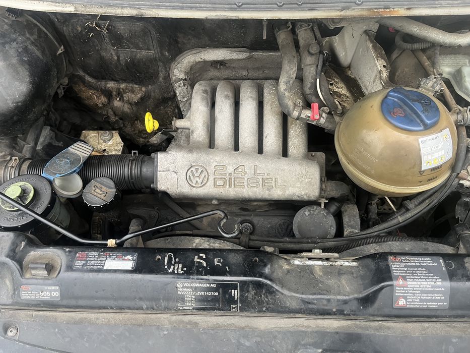 Т4 2,4 дизел 78 кс на части или цял