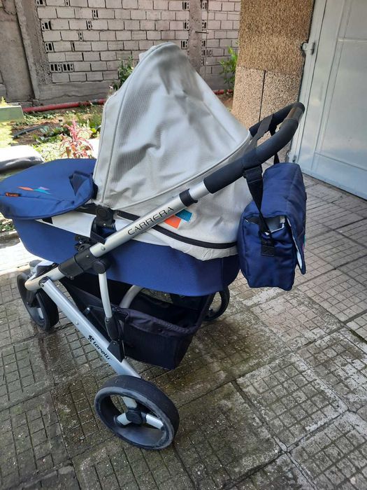 Продавам детска количка.