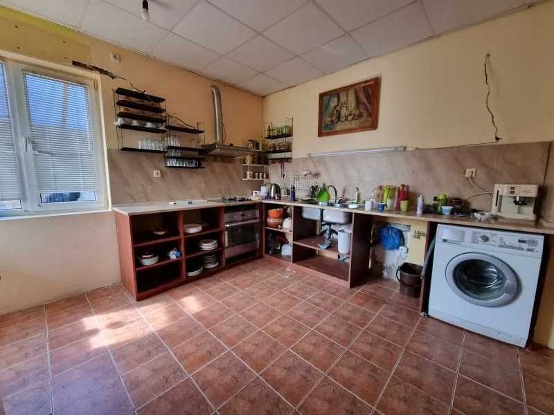 Продава се Къща в Велико Търново, Асенов - 275 кв.м за 837 €/кв.м - Снимка #1