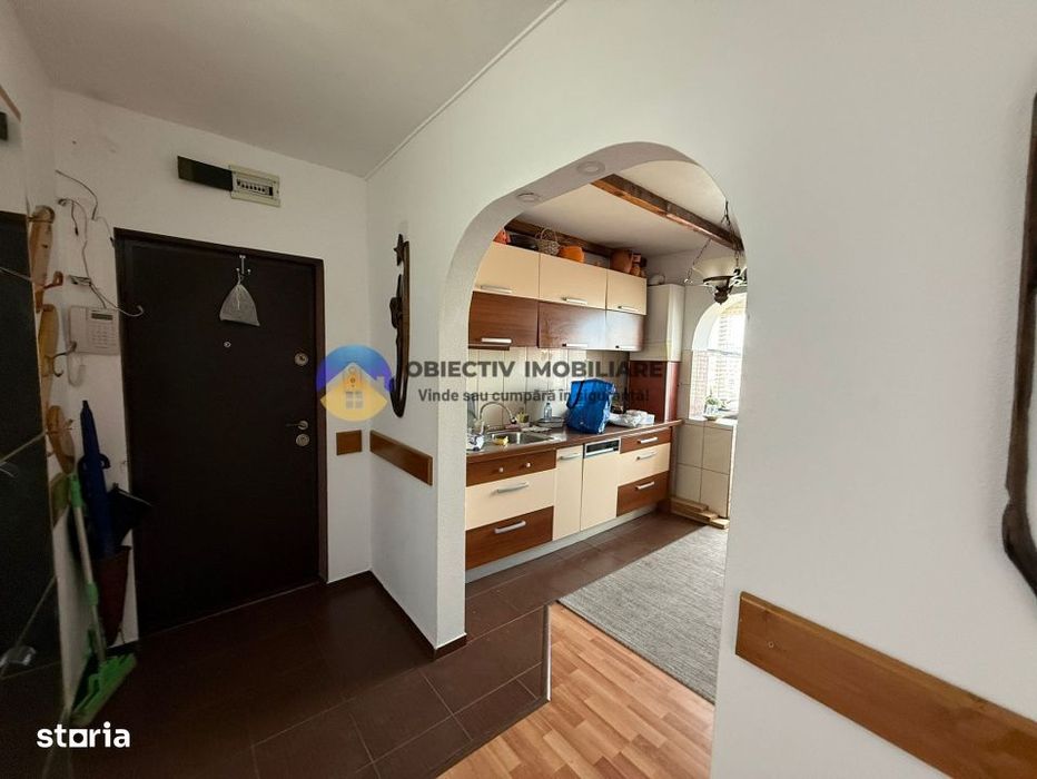 Apartament 3 camere de vânzare , 72,97 mp ,Dărmănești