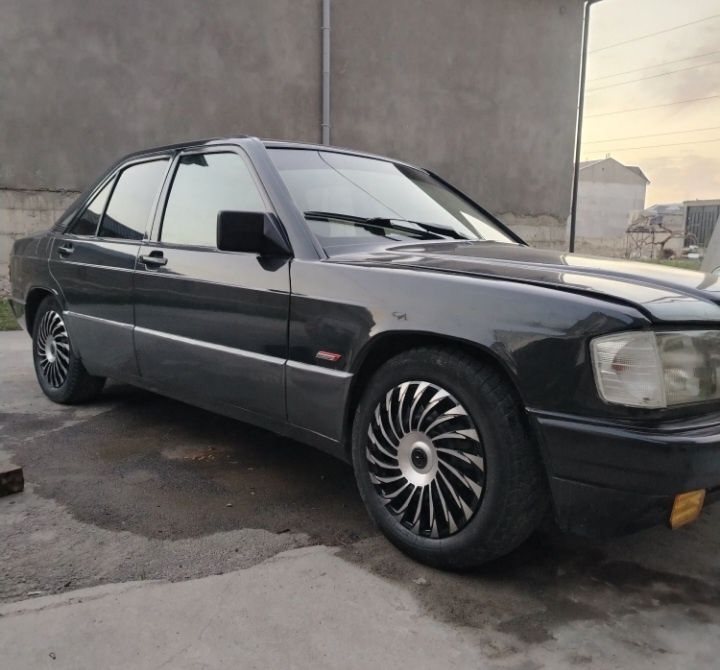 Mercedes-benz 190