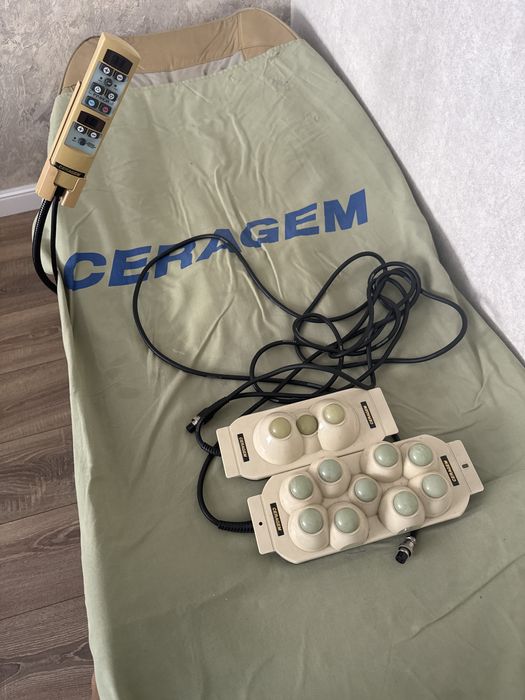 Продам массажное кресло (серагем)