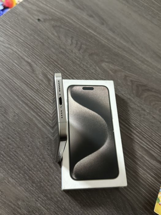 Продаю Iphone 15 pro max