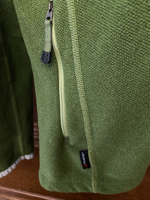 Vând jachetă polartec Haglofs