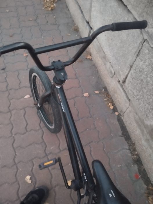 Продам бмх 25к все укажу в лс