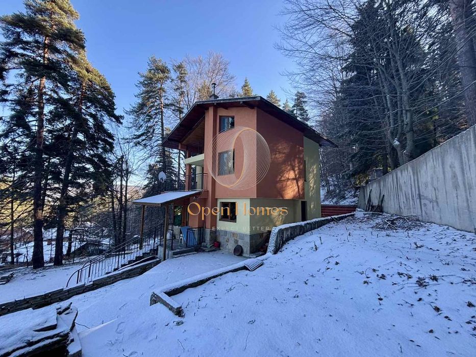 Продава се Къща в с. Дедово, Област Пловдив - 174 кв.м за 997 €/кв.м - Снимка #2