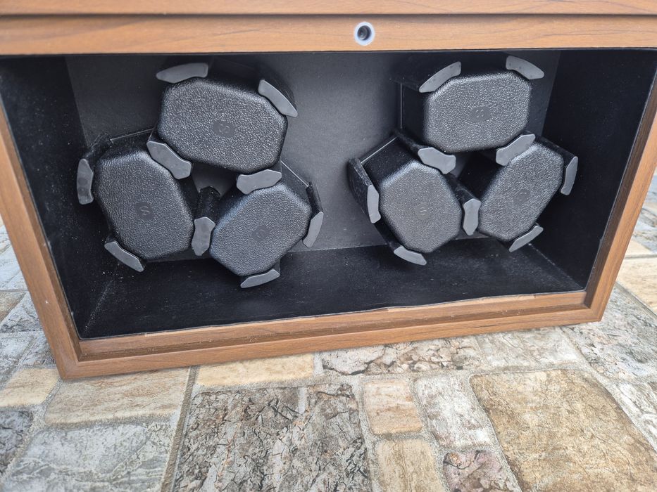 (Reducere 65%) Watch Winder ANWBROAD 6 Ceasuri, LED, Motor Silențios - Defect Geam