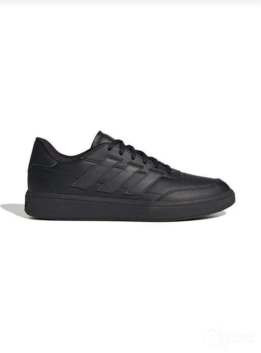 Продам кроссовки ADIDAS чёрного цвета 43 размера