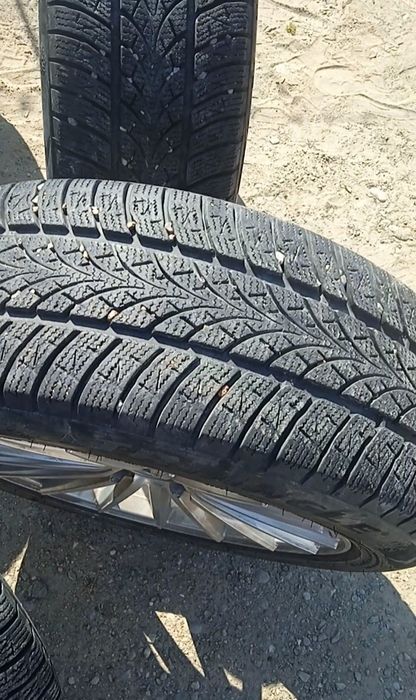 Продам зимние шины триангл 24 года