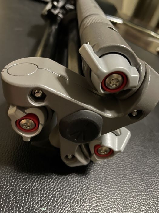 Штатив Manfrotto MKBFRA4D-BH