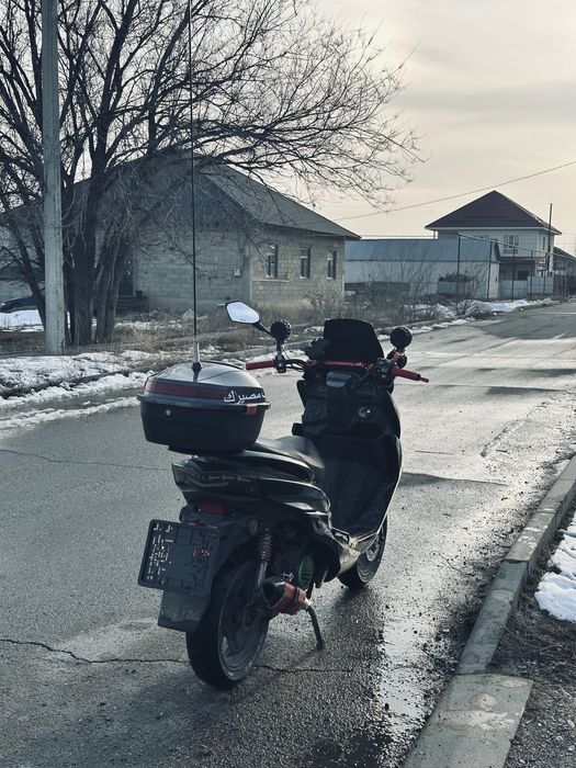 Мопед макси в идеалеее на учете