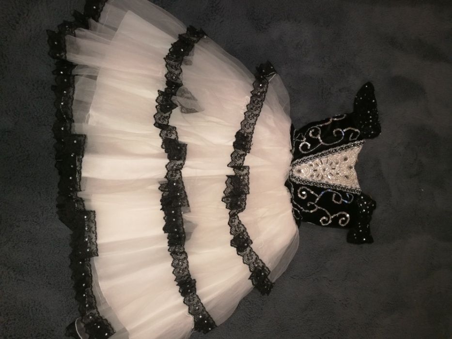 Tutu / rochii dans - pret negociabil