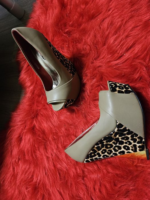 Уникални елегантни обувки на висока платформа без пръсти