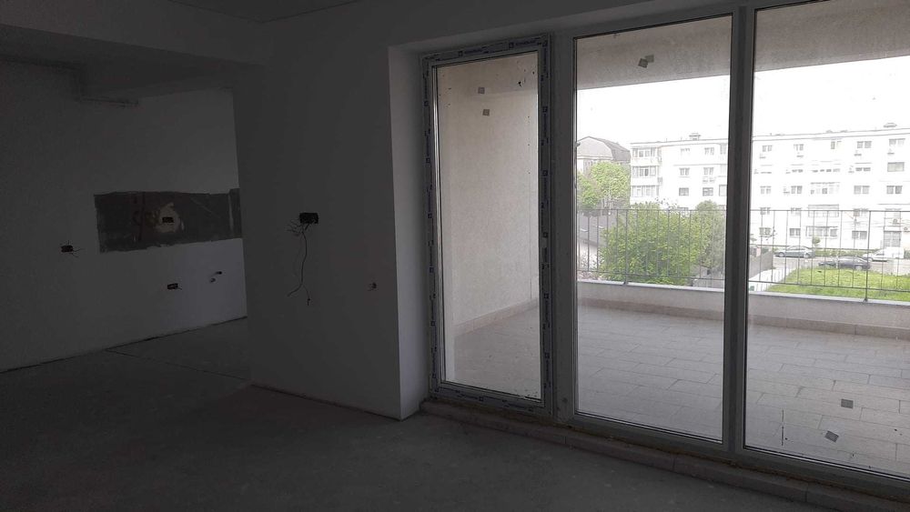 Apartament nou 5 camere, Tomis 3