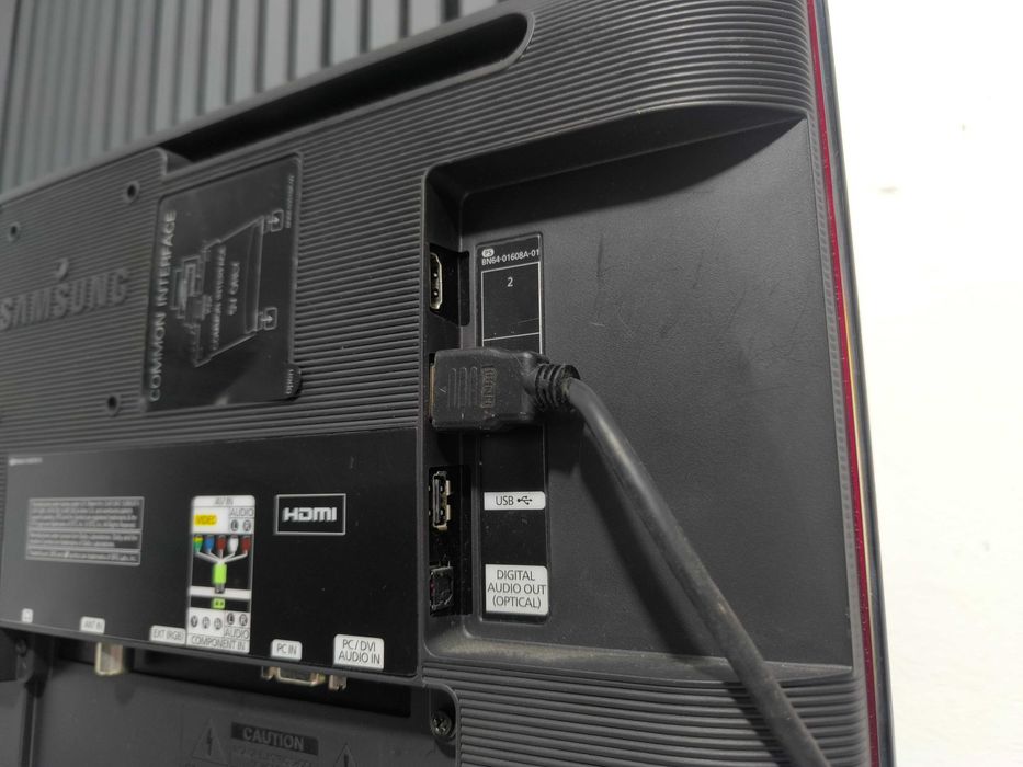 Televizor Samsung T22A350 22 inch cu porturi multiple