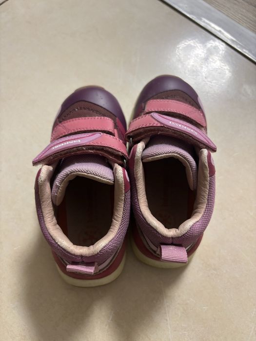 Adidasi biomecanics / ghete