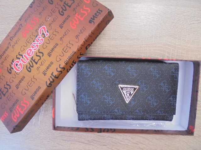 Портмонета на ''GUESS''