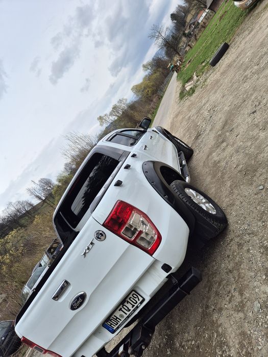 De vânzare ford ranger 2.2 2015 152000 nr 0786633292 km