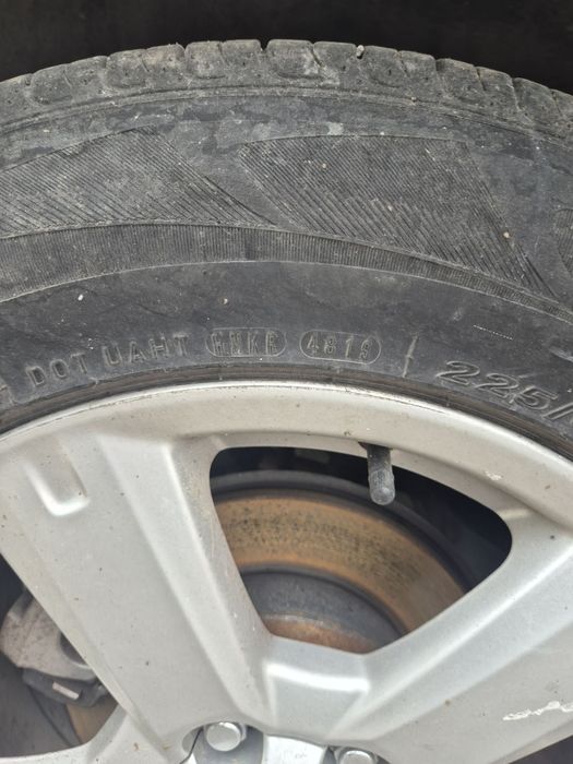 TOYOTA RAF 4 на части