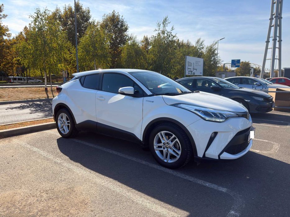 TOYOTA C-HR 2020 — imagine 2
