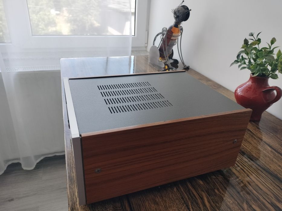Amplificator final Revox A722