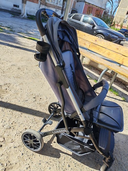 Продам коляску почти новая пользовались мало