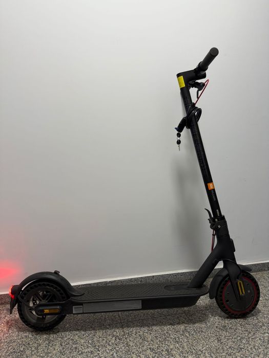 Trotinetă electrică Xiaomi Mi Pro 2