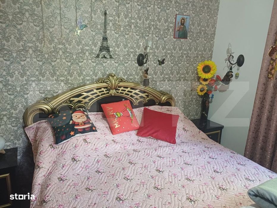 Casa de locuit si spatiu comercial, teren 7300 mp, Hreatca, com. Vultu